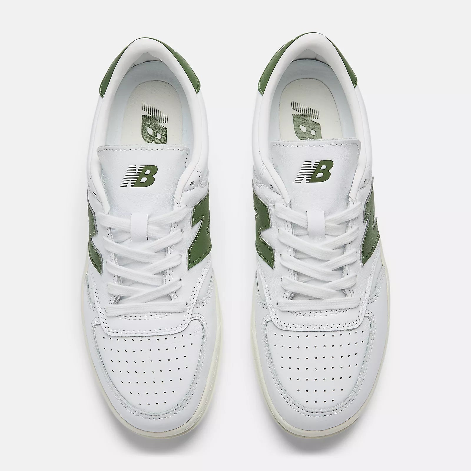 Nb 103 White With Dark Alpine Green