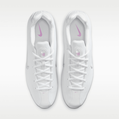 White/Light Magenta
