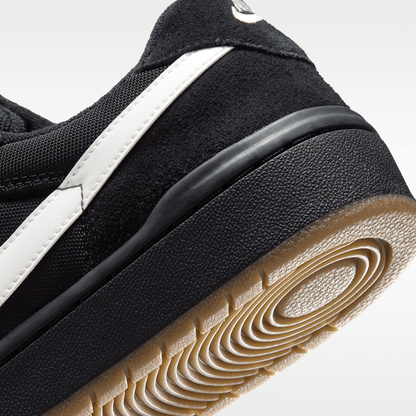 Black/Black/Gum Light Brown/Summit White