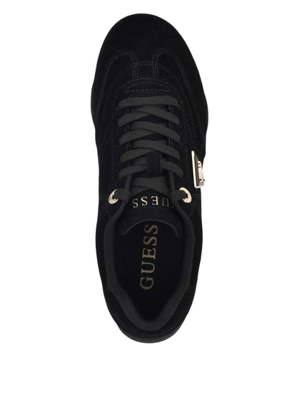 Black 001