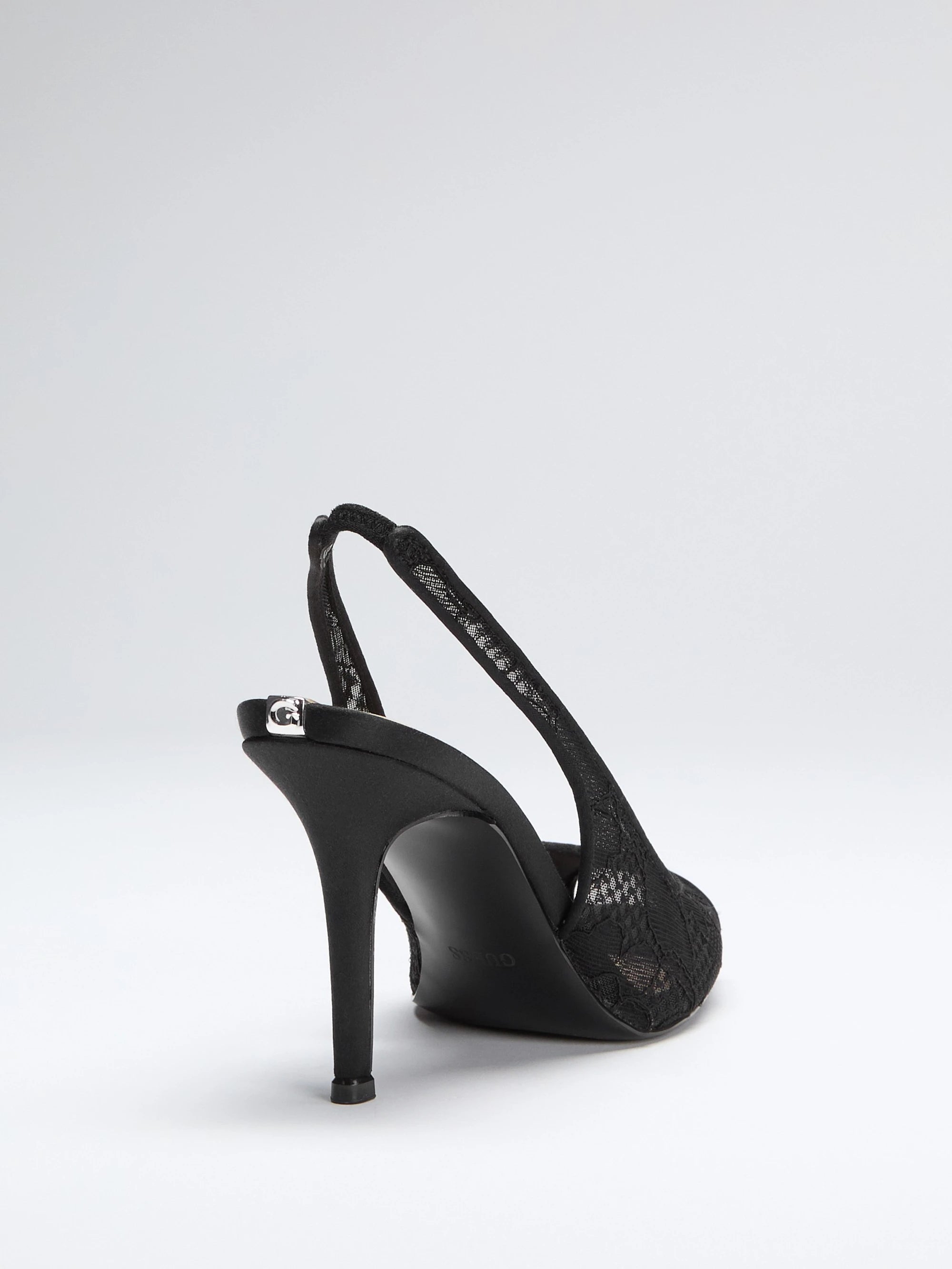 Black 001