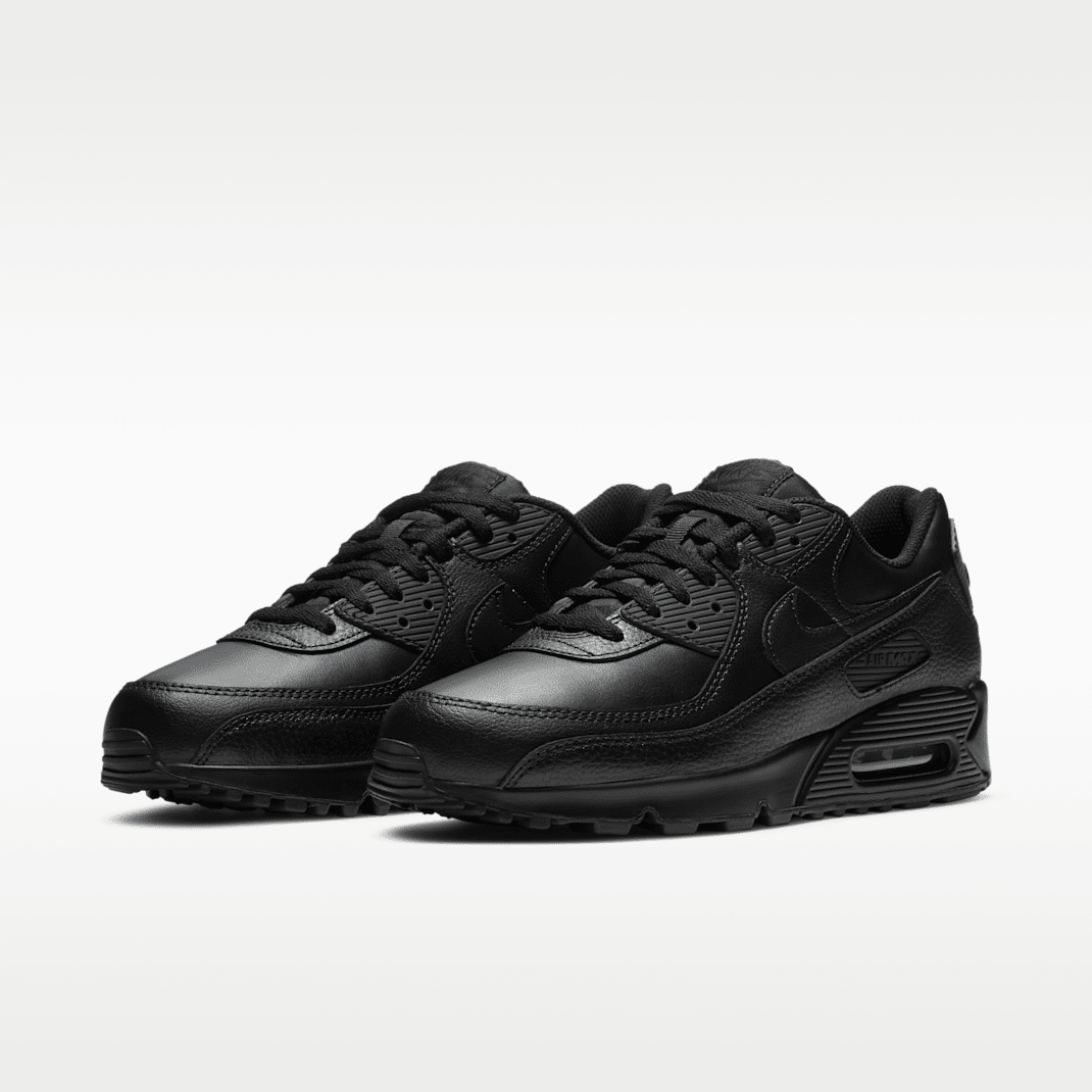 Black/Black/Black