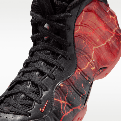 Black/Off Noir/Bright Crimson