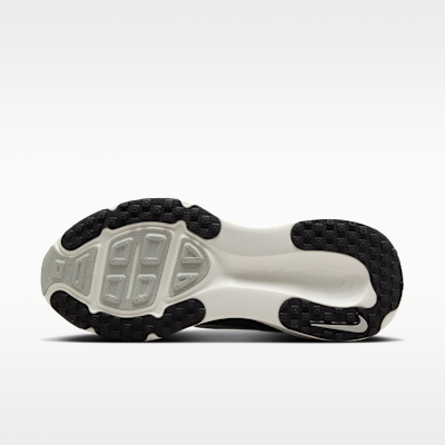 Black/Coconut Milk/Light Iron Ore/Summit White