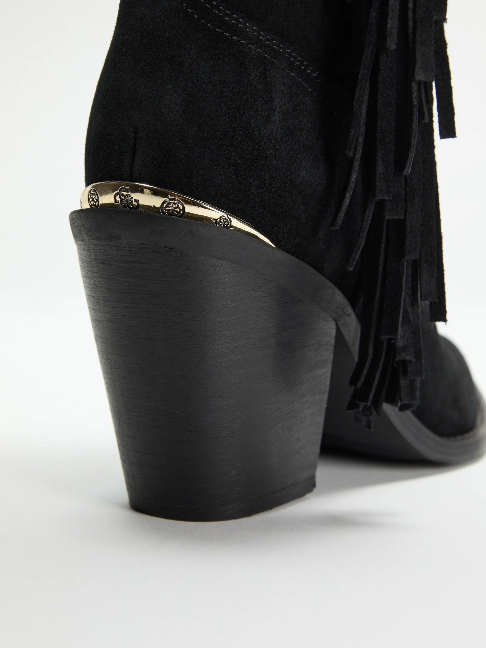Black 001