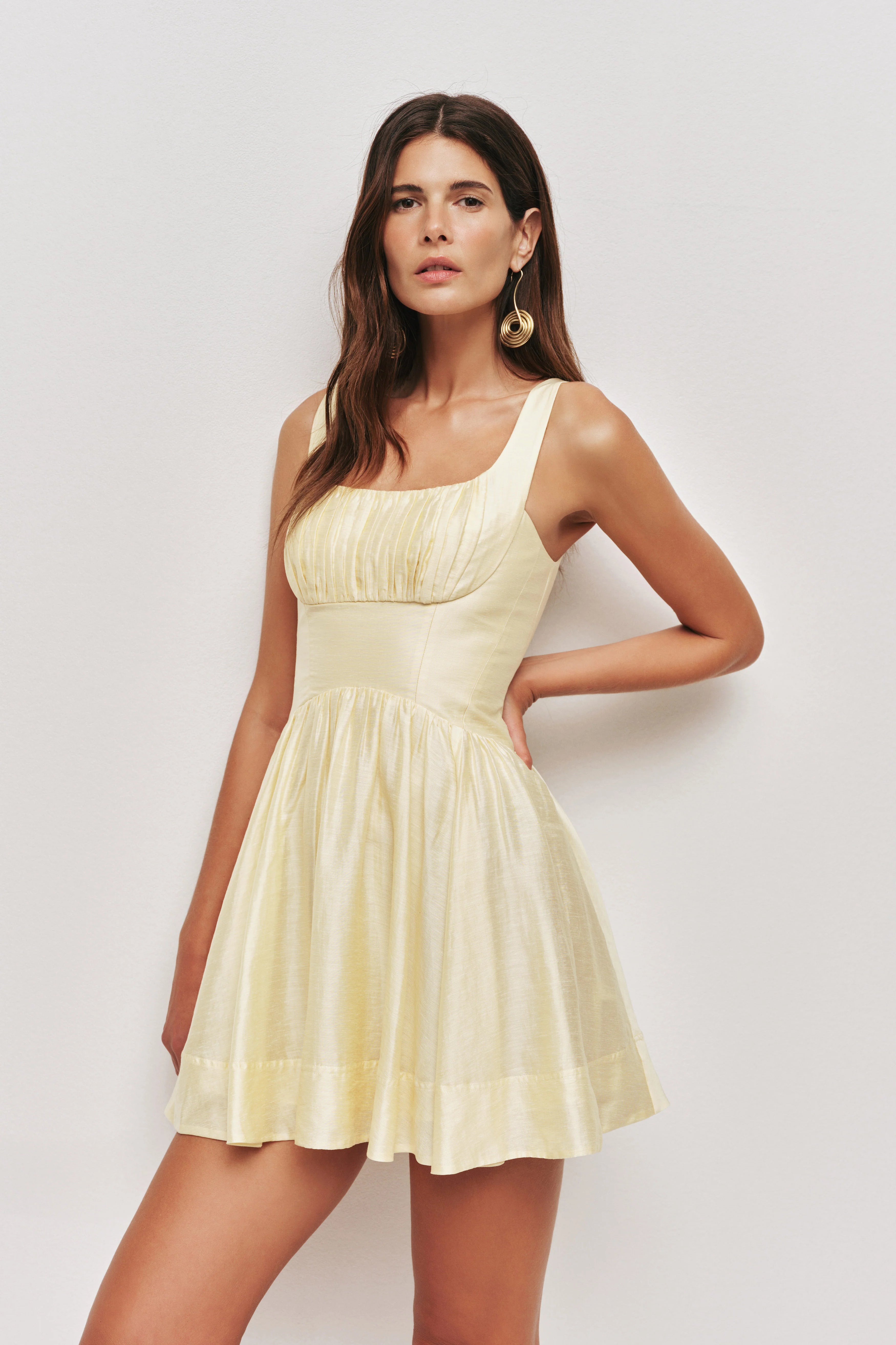 BUTTER YELLOW