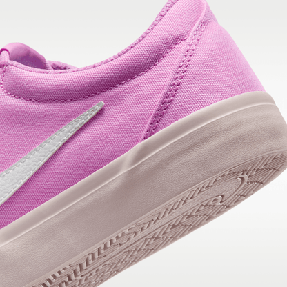 Light Magenta/Silt Red/White