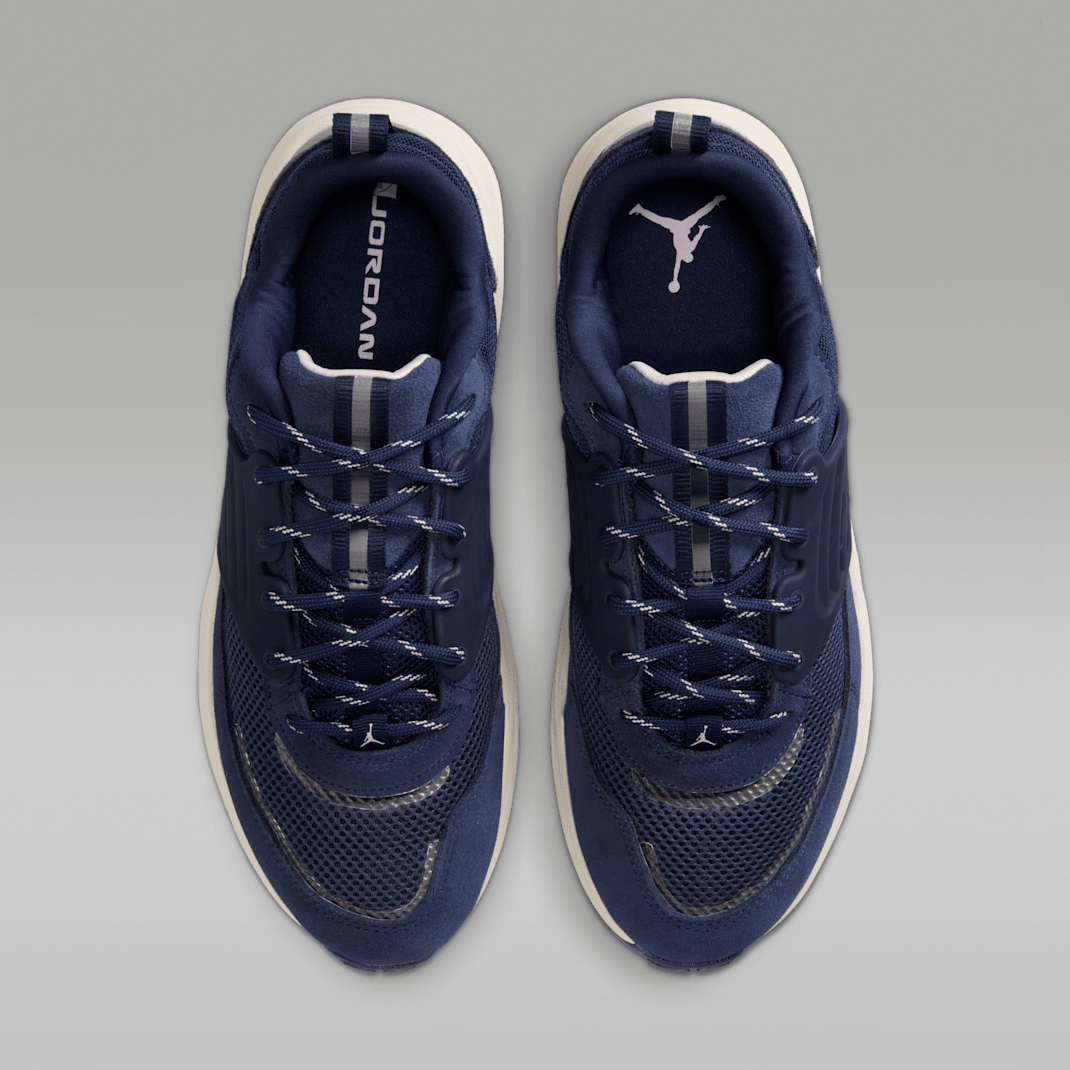 Midnight Navy/Thunder Blue/Light Orewood Brown/Pink Foam
