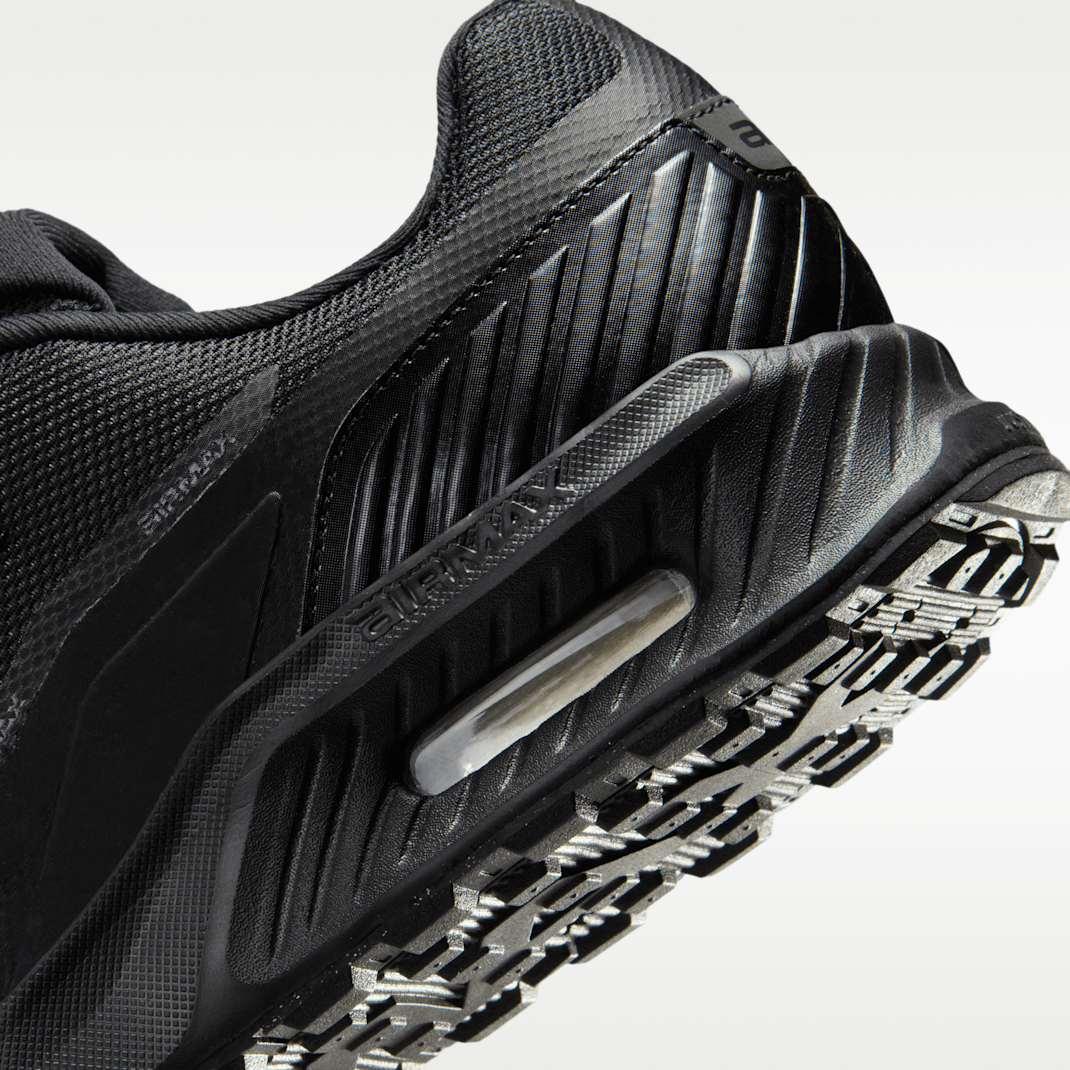 Black/White/Black