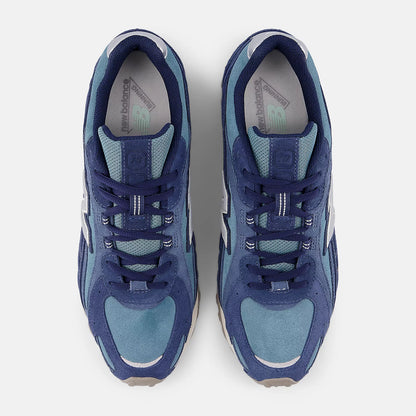 Nb Navy With Salt Water
