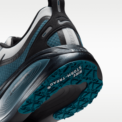 Off White/Smokey Blue/Bright Spruce/Black