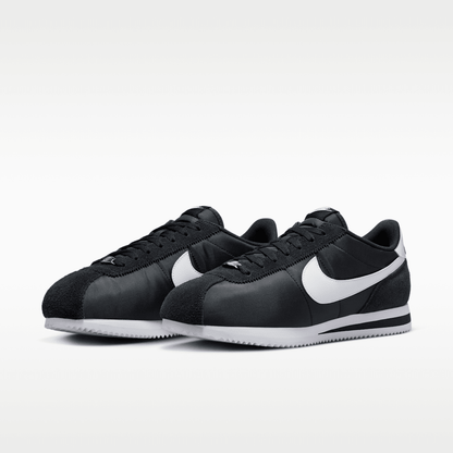 Black/White