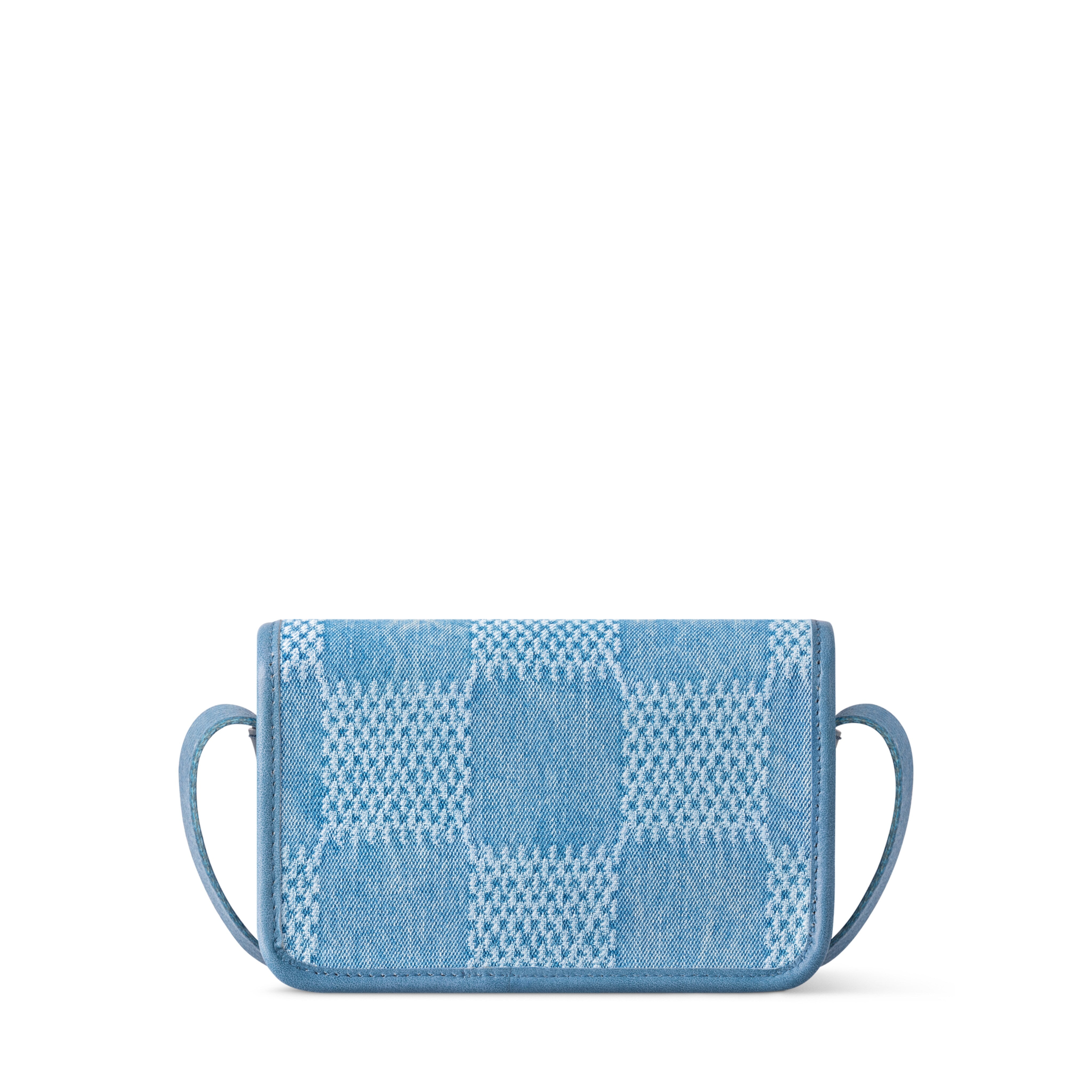 Azul