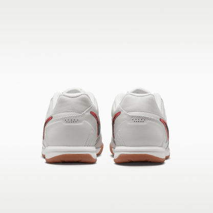 Summit White/Bright Crimson/Gum Medium Brown/Black