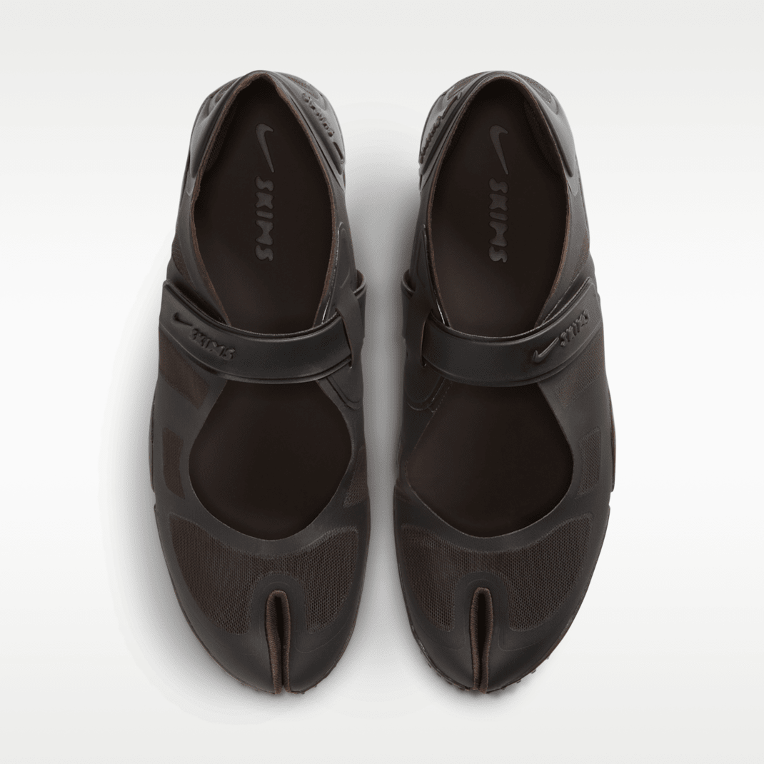Velvet Brown/Dark Charcoal/Baroque Brown/Seal Brown