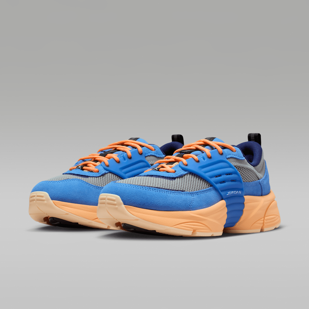 Blue Beyond/Cobblestone/Midnight Navy/Atomic Orange