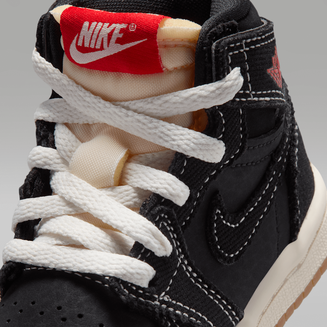 Black/Gum Medium Brown/Sail