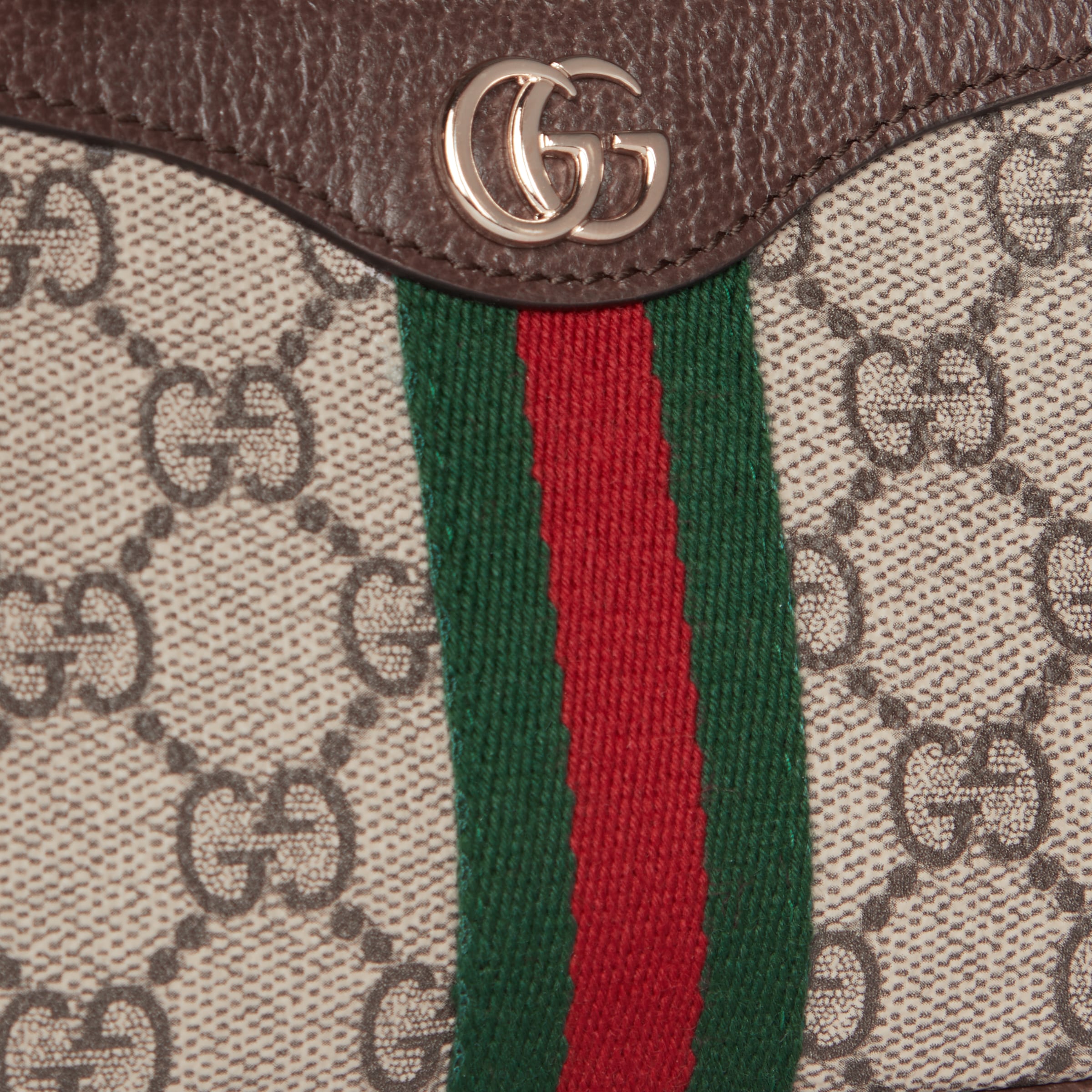 tejido con GG beige y marrón
