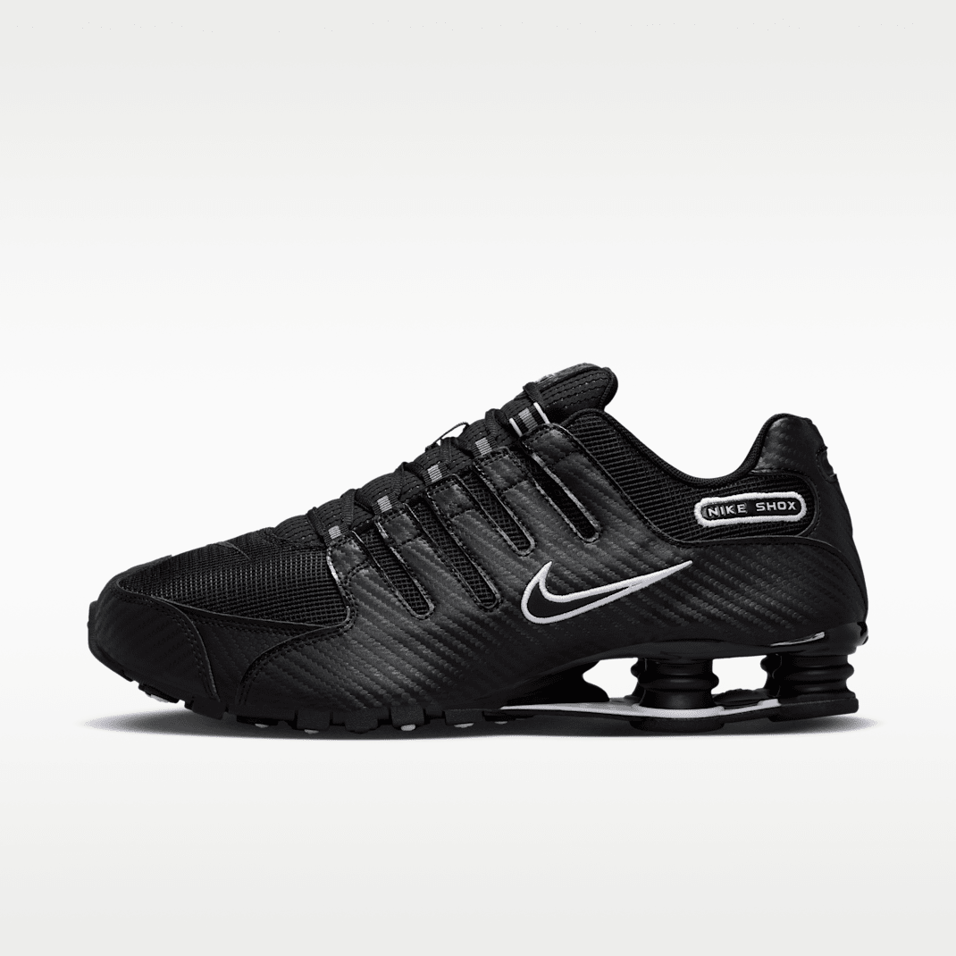 Black/White/Black