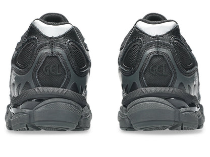 Black/Black