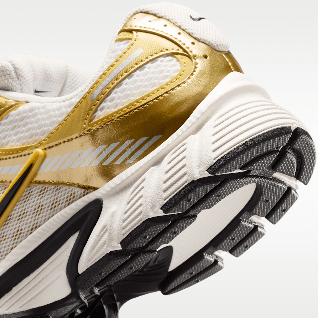 Sail/Buff Gold/Saturn Gold/Black