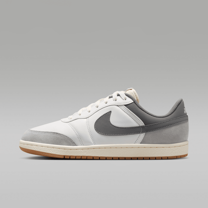 Summit White/Light Smoke Grey/Sail/Smoke Grey