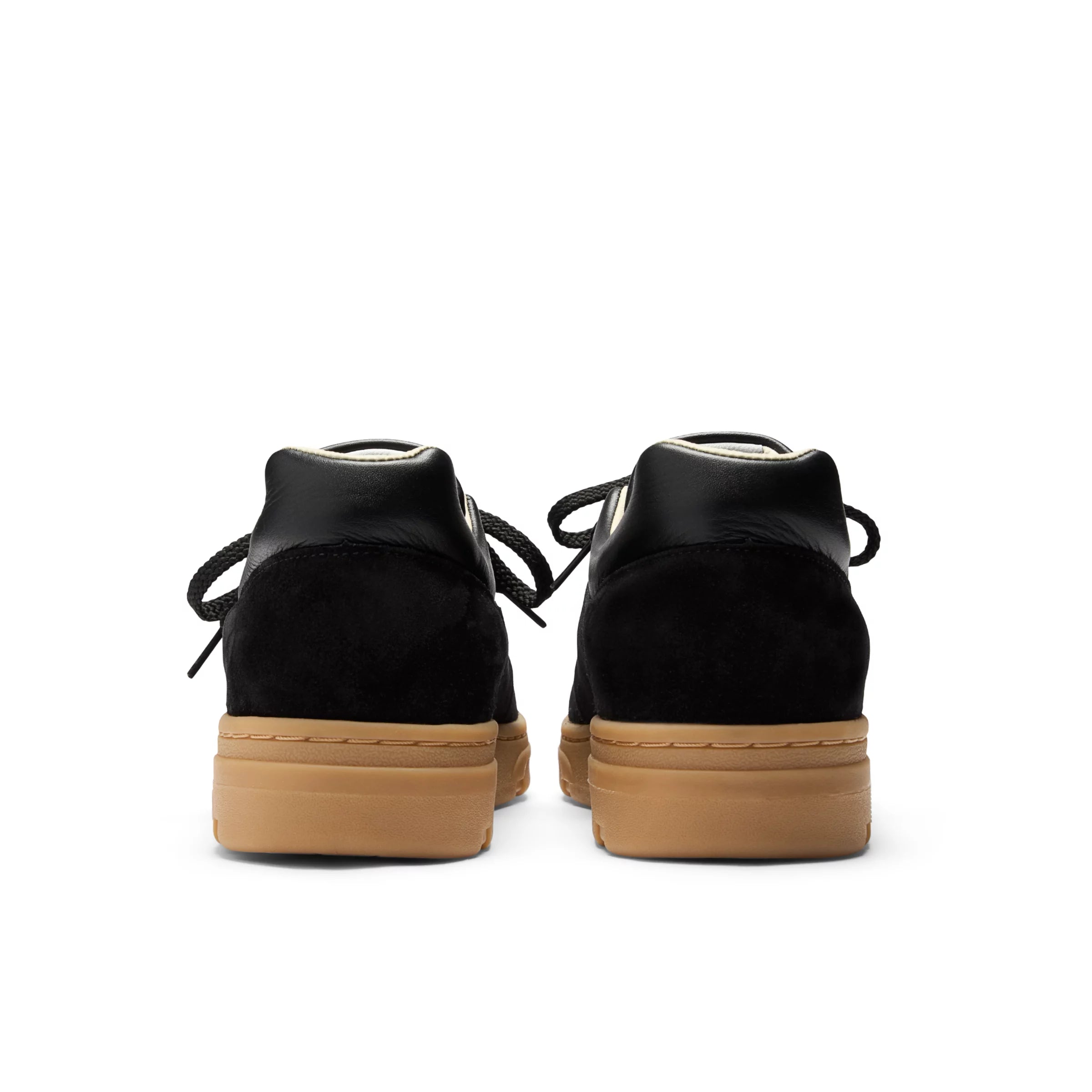 Black With Chipmunk And Gum 090