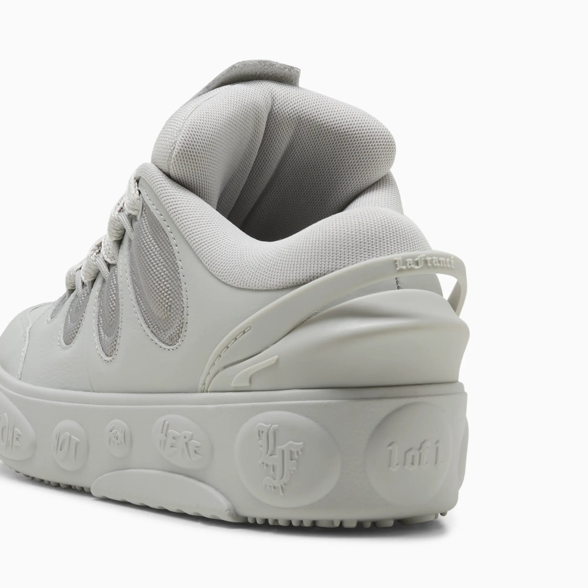 Cool Light Gray-Gray Echo