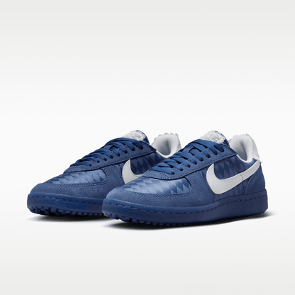 Mystic Navy/White