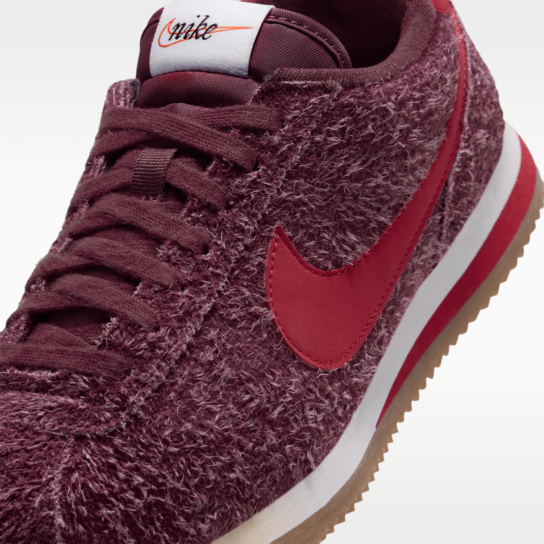 Pink Smoke/Sail/Gum Light Brown/University Red