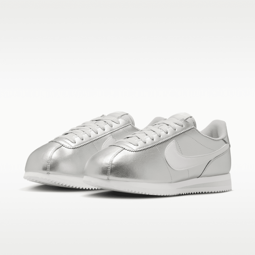 Metallic Silver/Grey Fog/White