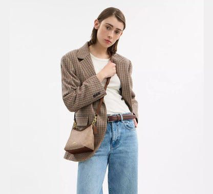 Gold/Tan/Brown