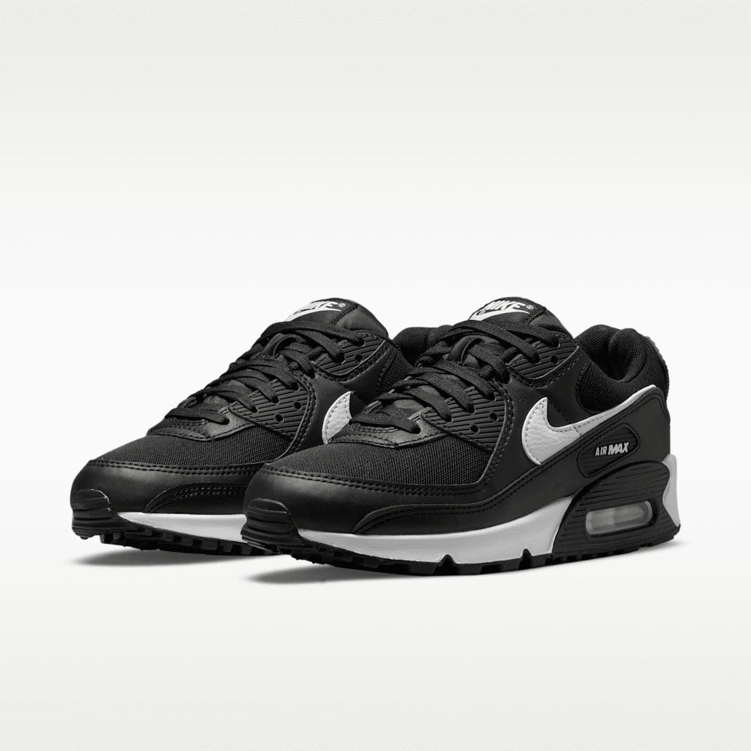 Black/Black/White