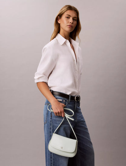 Whispering Blue