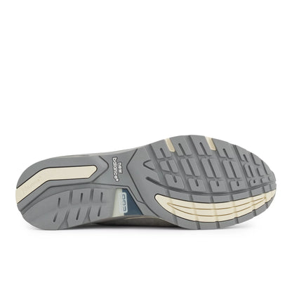 Shadow Grey With Turtledove And Blacktop