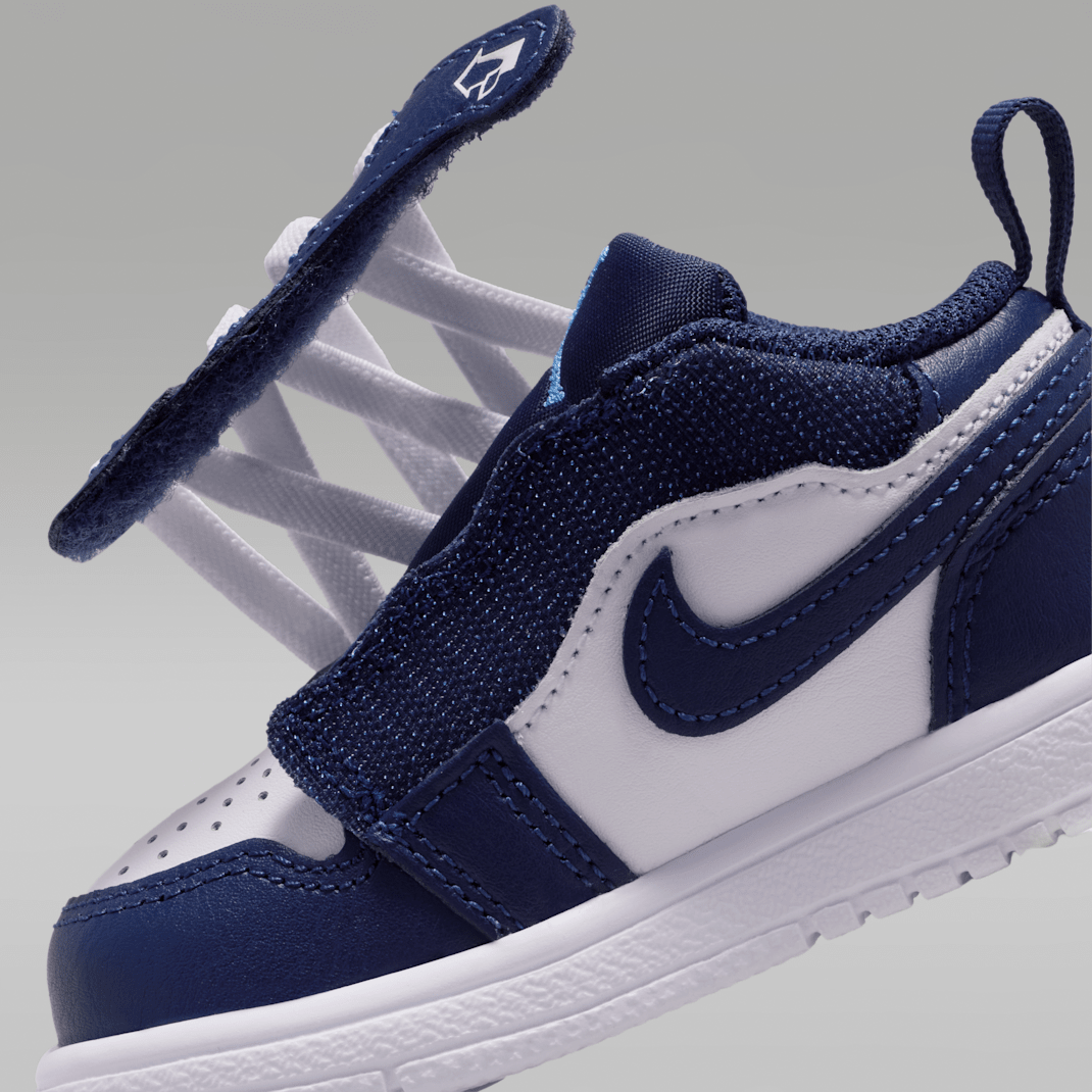 Midnight Navy/White/University Blue