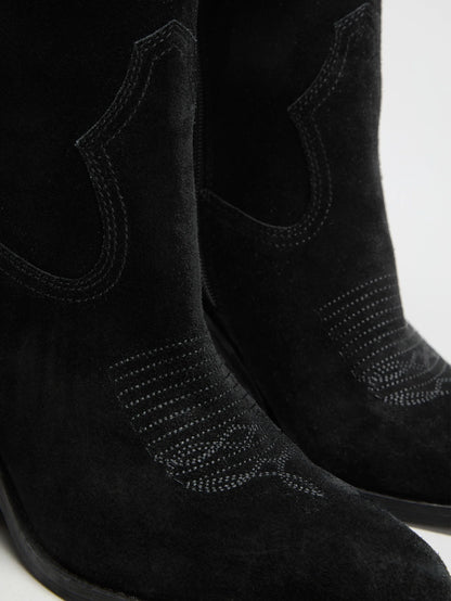 Black 001