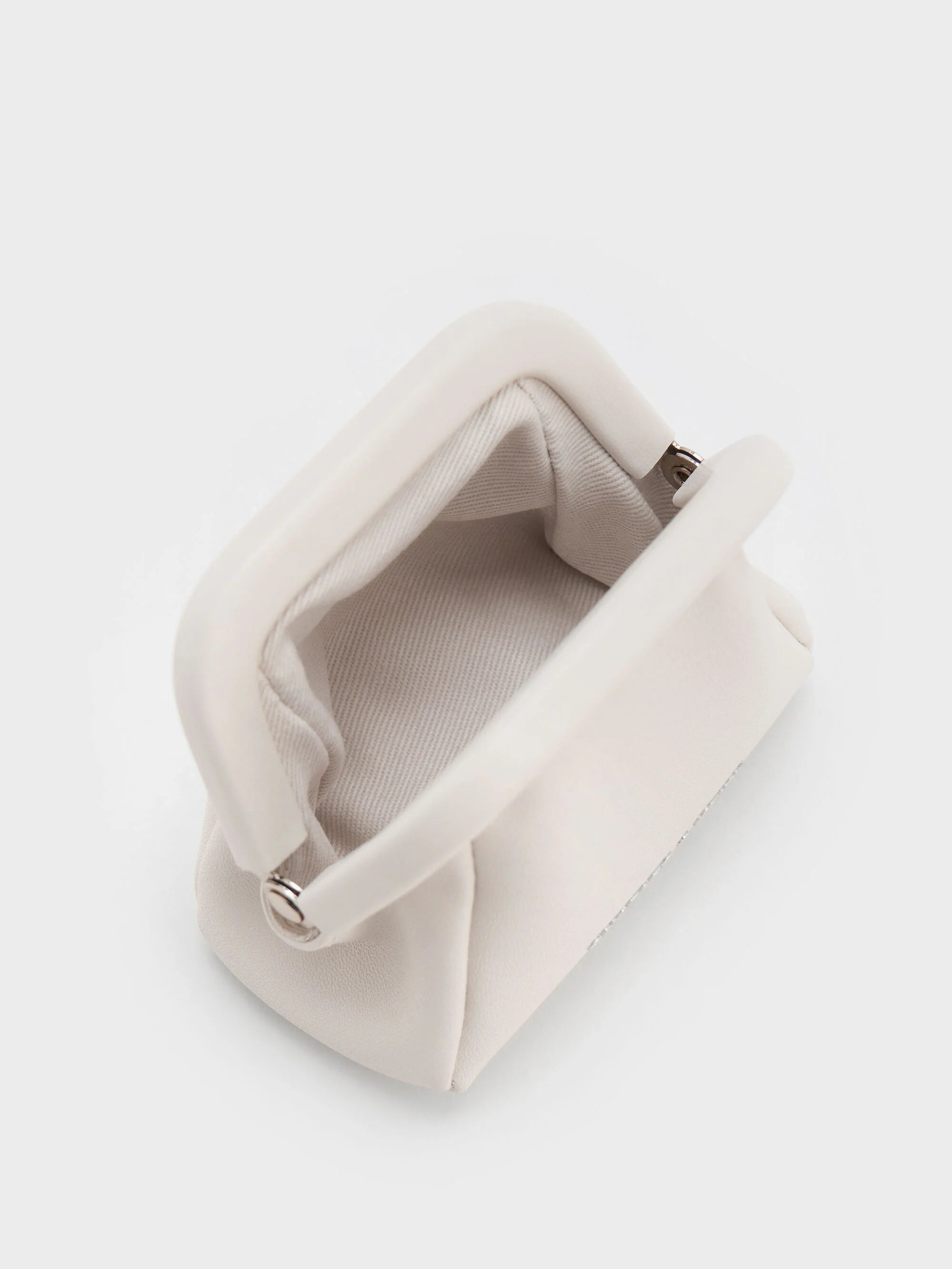 Meringue White