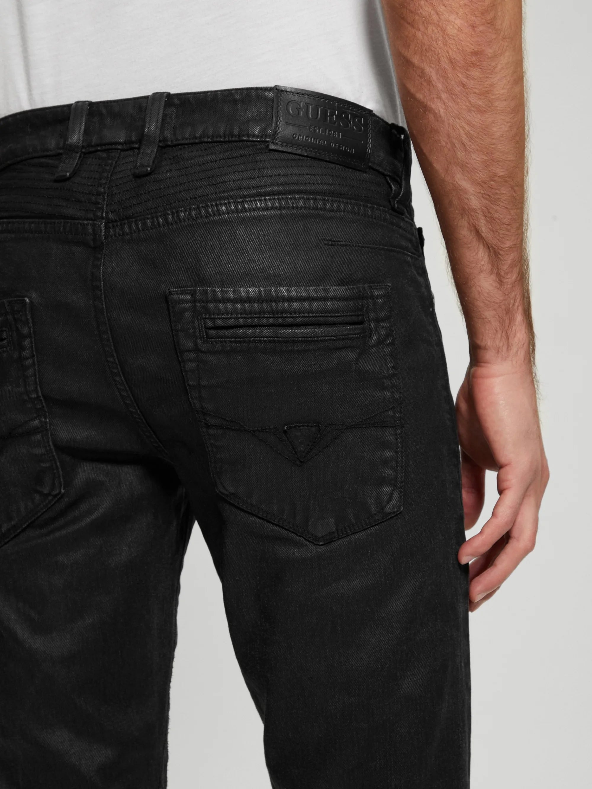 Isotope Black