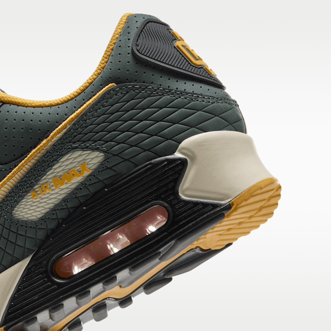 Vintage Green/University Gold/Black/Alabaster