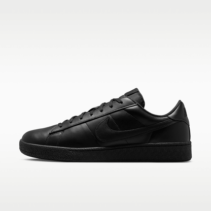 Black/Black/Black