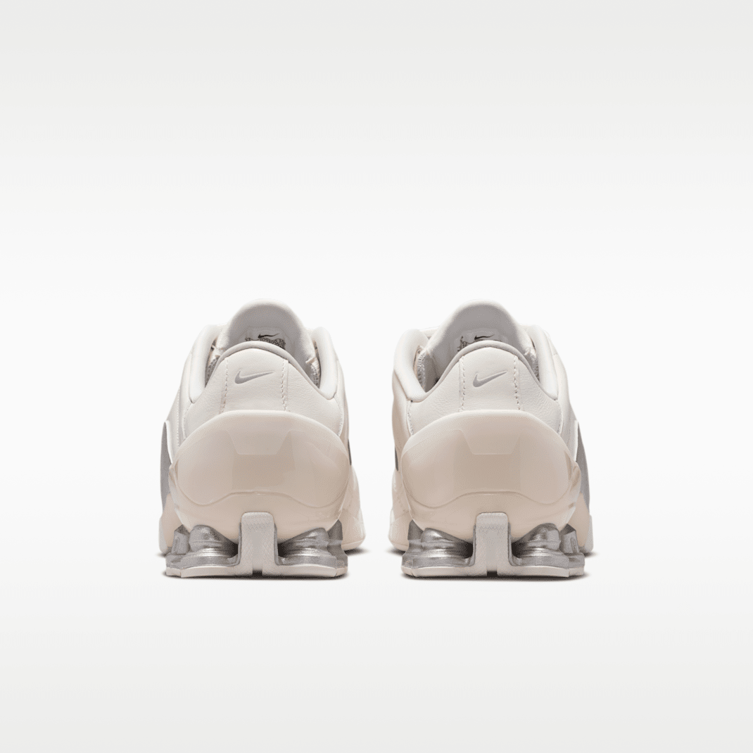 Sail/Pale Ivory/Sail/Metallic Silver