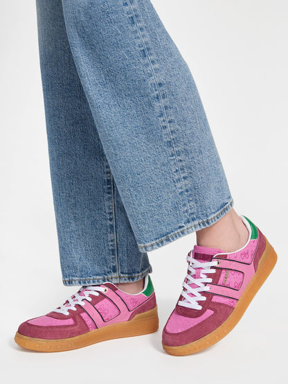 Medium Pink Logo