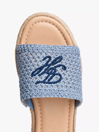 Medium Blue