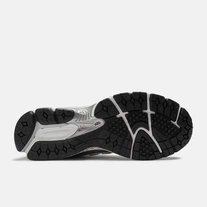 Silver Metallic With White And Sea Salt