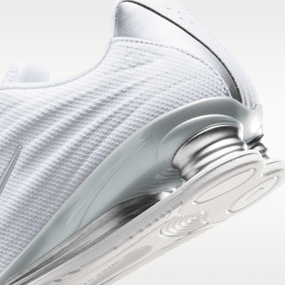 White/Metallic Silver