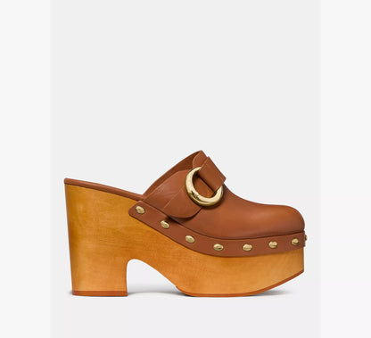 Saddle