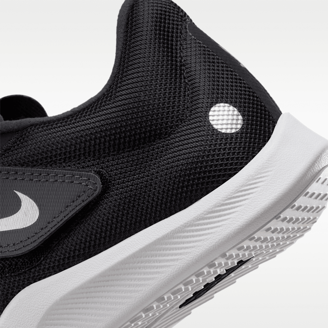 Black/Dark Smoke Grey/Light Smoke Grey/Metallic Silver