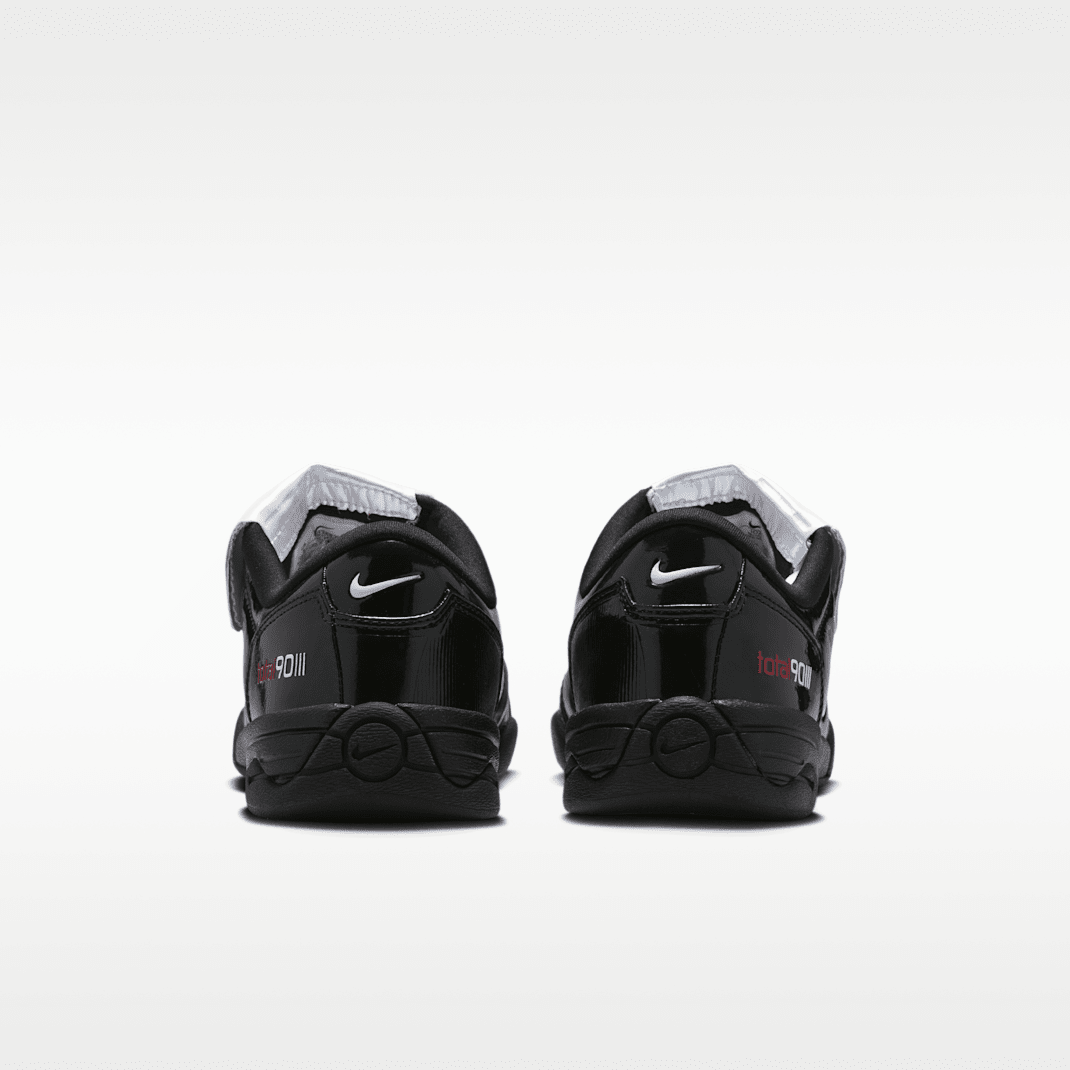 Black/University Red/White