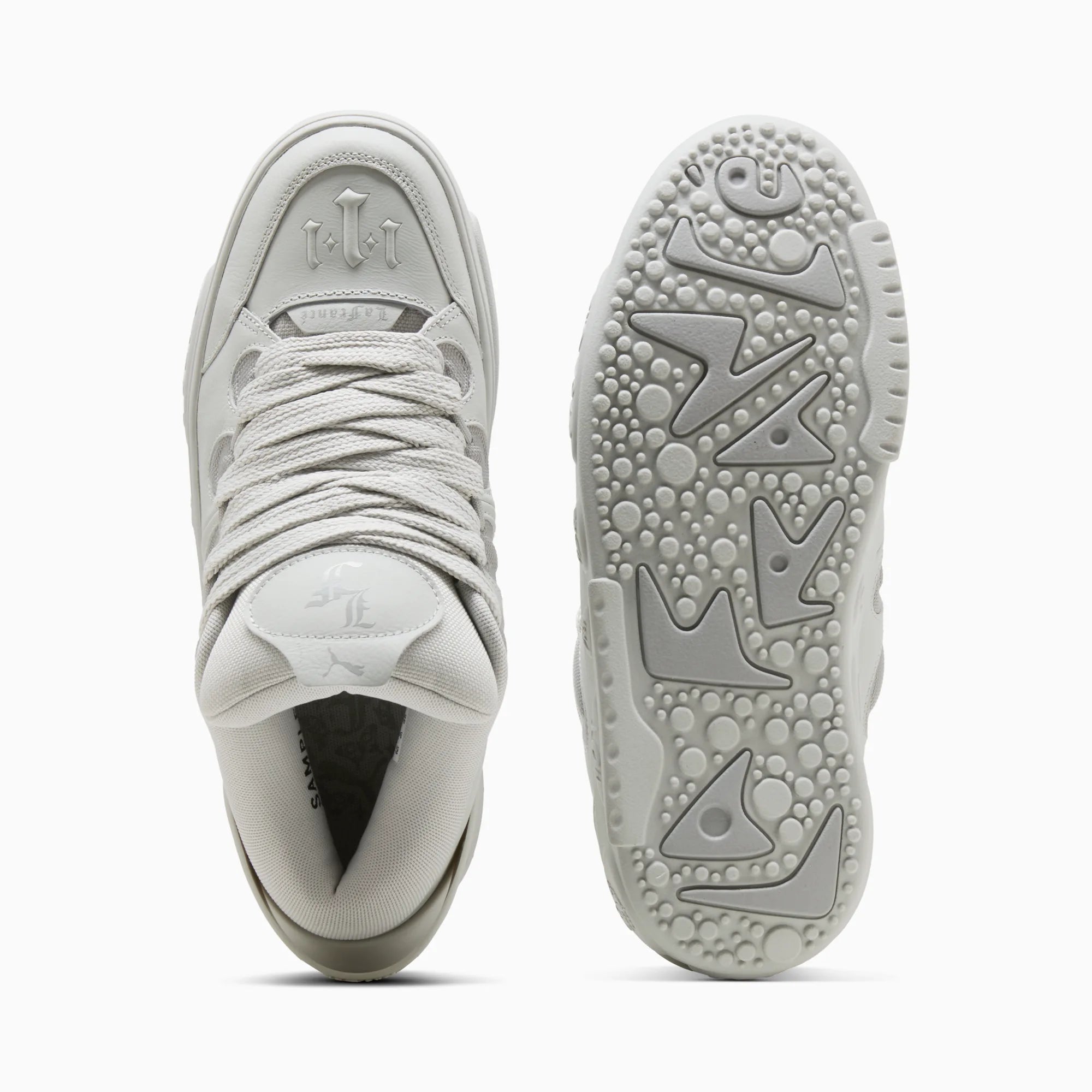 Cool Light Gray-Gray Echo